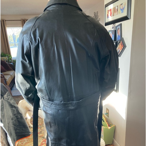 Men’s Black Leather trench coat double breasted with belt - Picture 2 of 6